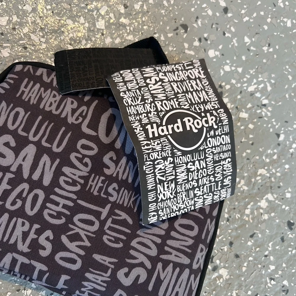 Hard Rock Cafe Black and Purple Logo Travel Pouch - Picture 3 of 5